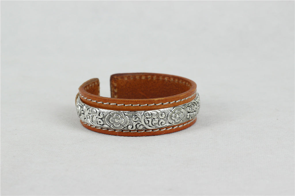 Vintage Handmade Leather Bracelets Silver Alloy Carving Leather Bracelet X007 - Unihandmade